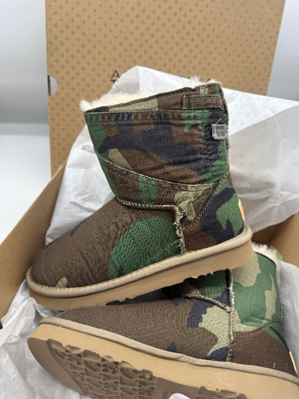 AUSTRALIA LUXE CO. HERITAGE SHORT REDUX. RECYCLED ARMY PANTS SHEARLING LINED